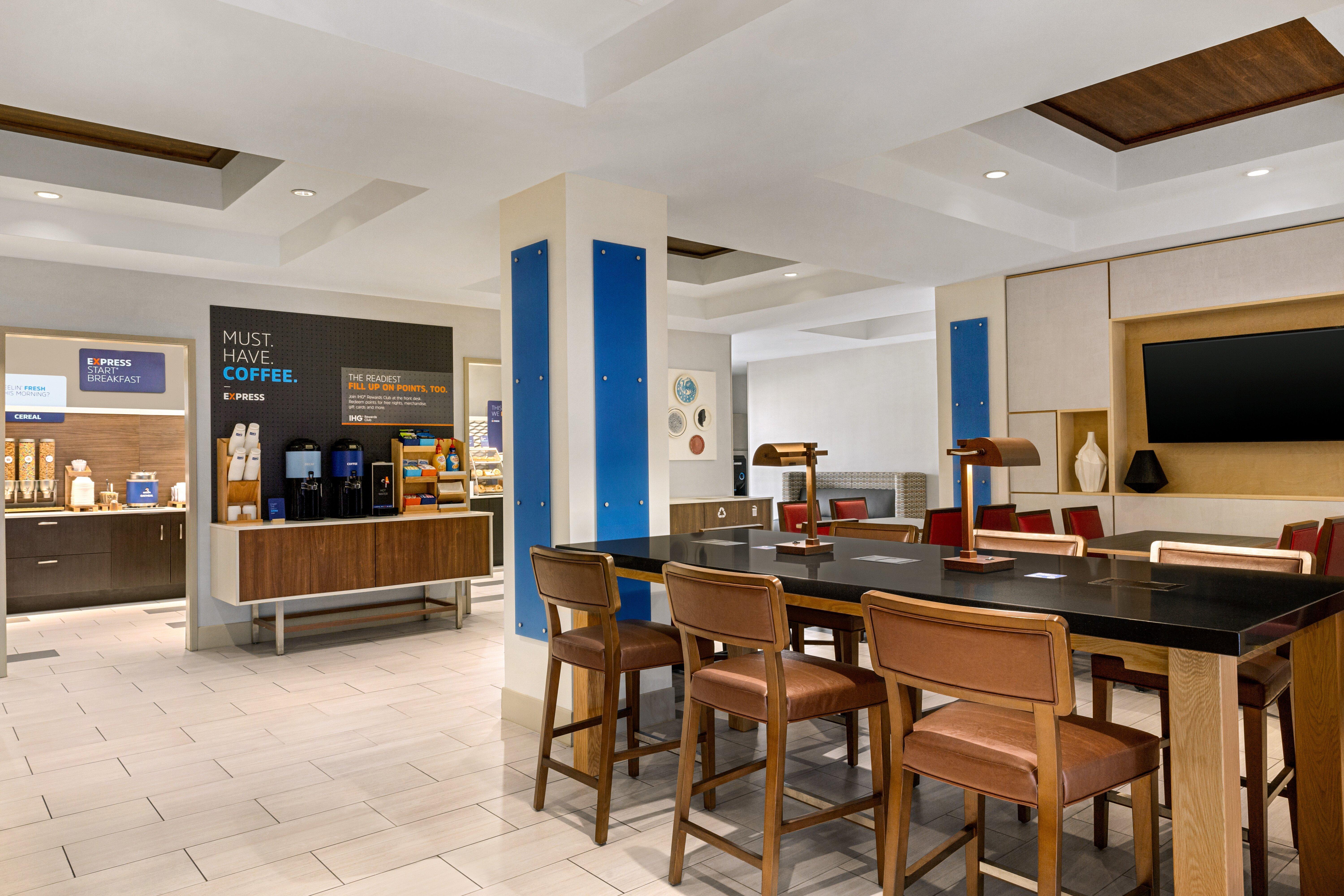 Holiday Inn Express Hotel & Suites Shawnee I-40 By Ihg Екстер'єр фото